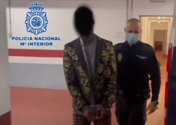 Heroin drug mule arrested