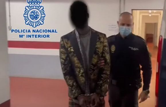 Heroin drug mule arrested