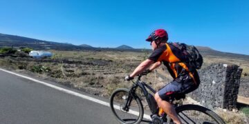 Lanzarote e-bike tours