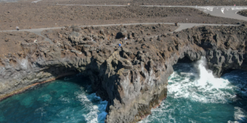 El Golfo road row