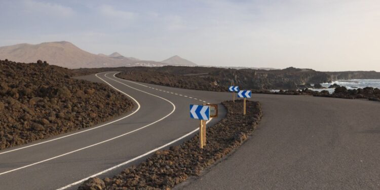 El Golfo road repair plans