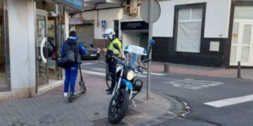 Electric scooter drivers fined 500 euros in Arrecife