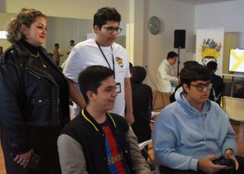 Esports competition challenges gamers