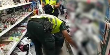 Fake designer clothes seized