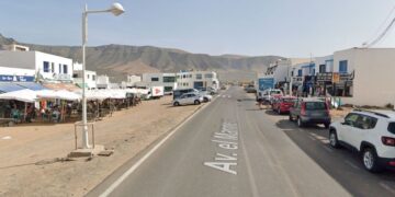 Famara parking controversy