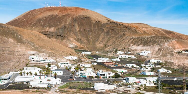 Cabildo to fund cable burial at Femes