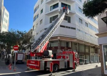 Fire fighters to the rescue