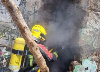 Another abandoned house fire in Arrecife