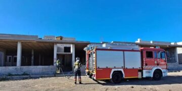 Fire in abandoned property in Arrecife