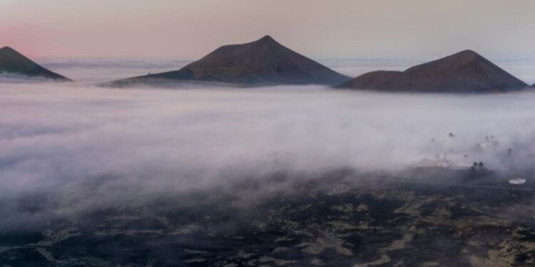 Fog causes delays and diversions at Lanzarote airport