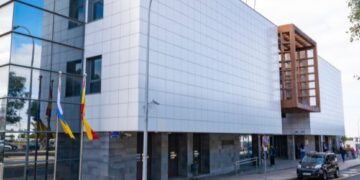 Football scammers in court