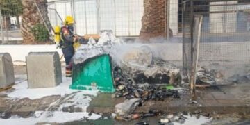 Four containers burned in Teguise