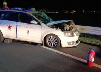 Four injured in crash