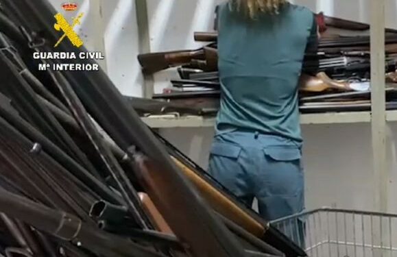 Guardia Civil destroy over 1000 firearms