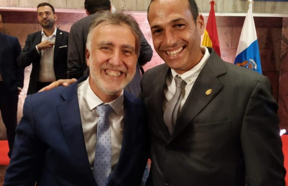Knives out in Haría