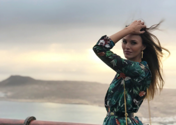 Helen Lindes