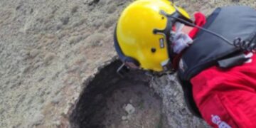 Helicopter rescue at Volcán de la Corona