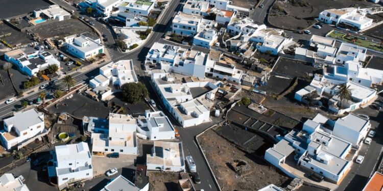 Average daily cost of holiday rentals up 15% in June