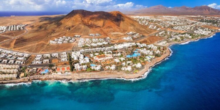 Holiday rentals shoot up in April