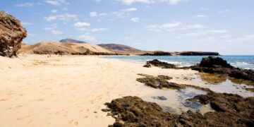 Hot weather and warnings this week