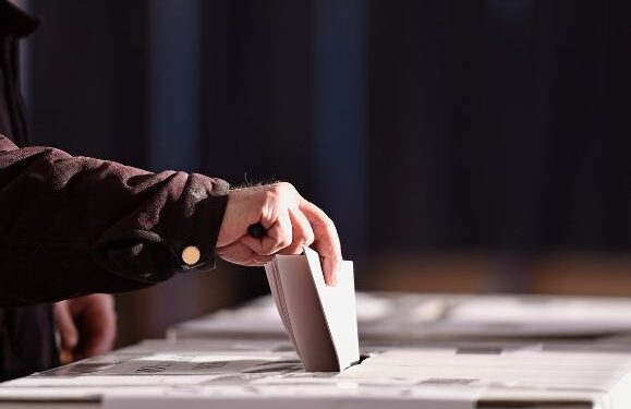 A hundred thousand voters