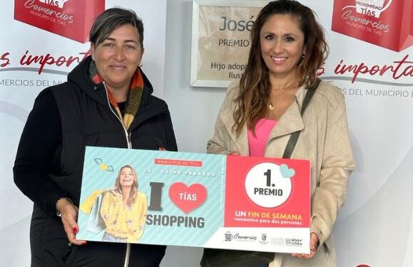 I love shopping in Tías