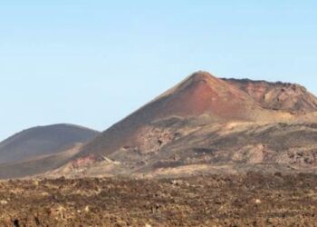 Into Volcano Country