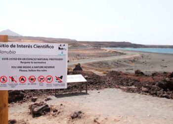 Yaiza Ayuntamiento announce Janubio restricted zone