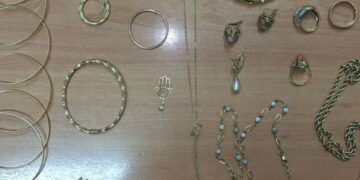 Six arrested in connection to robbery