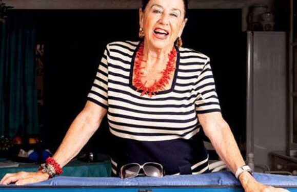 Juana Manrique dies