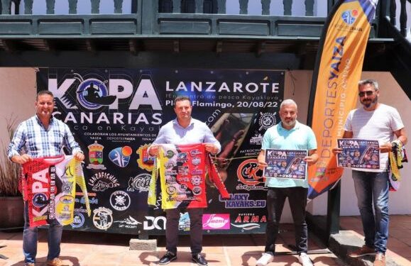 Playa Blanca hosts Kayak competition