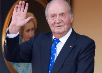 King Juan Carlos forced to leave Spain