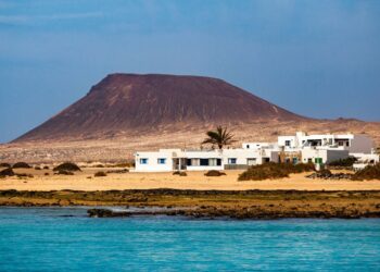 A tourist’s guide to La Graciosa