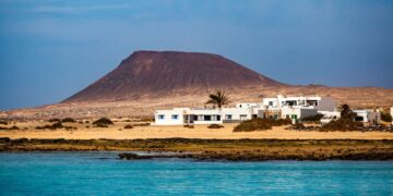 A tourist’s guide to La Graciosa