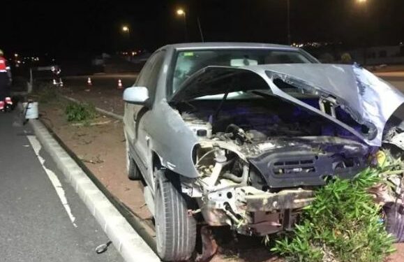 Second lamppost crash in Playa Blanca