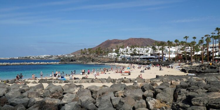 Lanzarote “highest rated of Canary Islands” by tourists