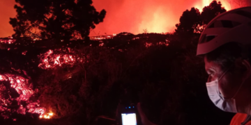 La Palma erupts