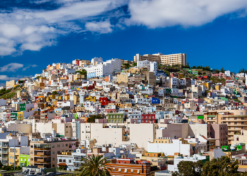 Las Palmas: centre of infection