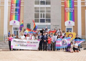 Lanzarote Cabildo and seven councils sign LGBT+ pact