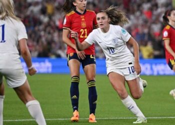 The Lionesses meet La Roja