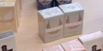 Police seize 200 fake perfumes on their way to a Sunday Market