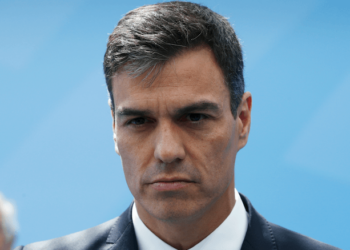 Lockdown extended; Canarian health chief replaced