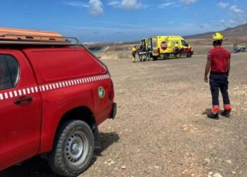 Man rescued at Papagayo beach