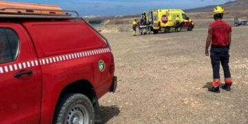 Man rescued at Papagayo beach