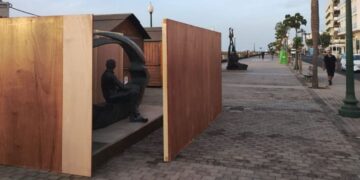 César Manrique sculpture now protected during carnivals