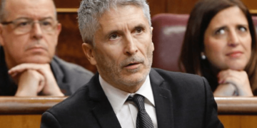 Spain Closes Land Borders