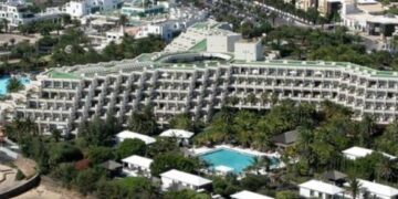 Melia Salinas closes for reforms
