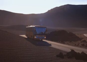 Mercedes-Benz show off new Timanfaya tour bus