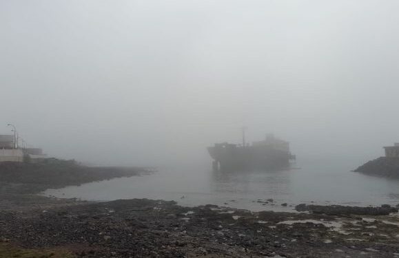 Mist disrupts flights