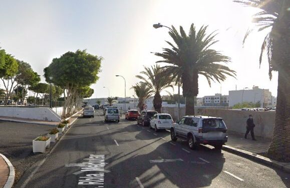 Motorcycle seriously injured